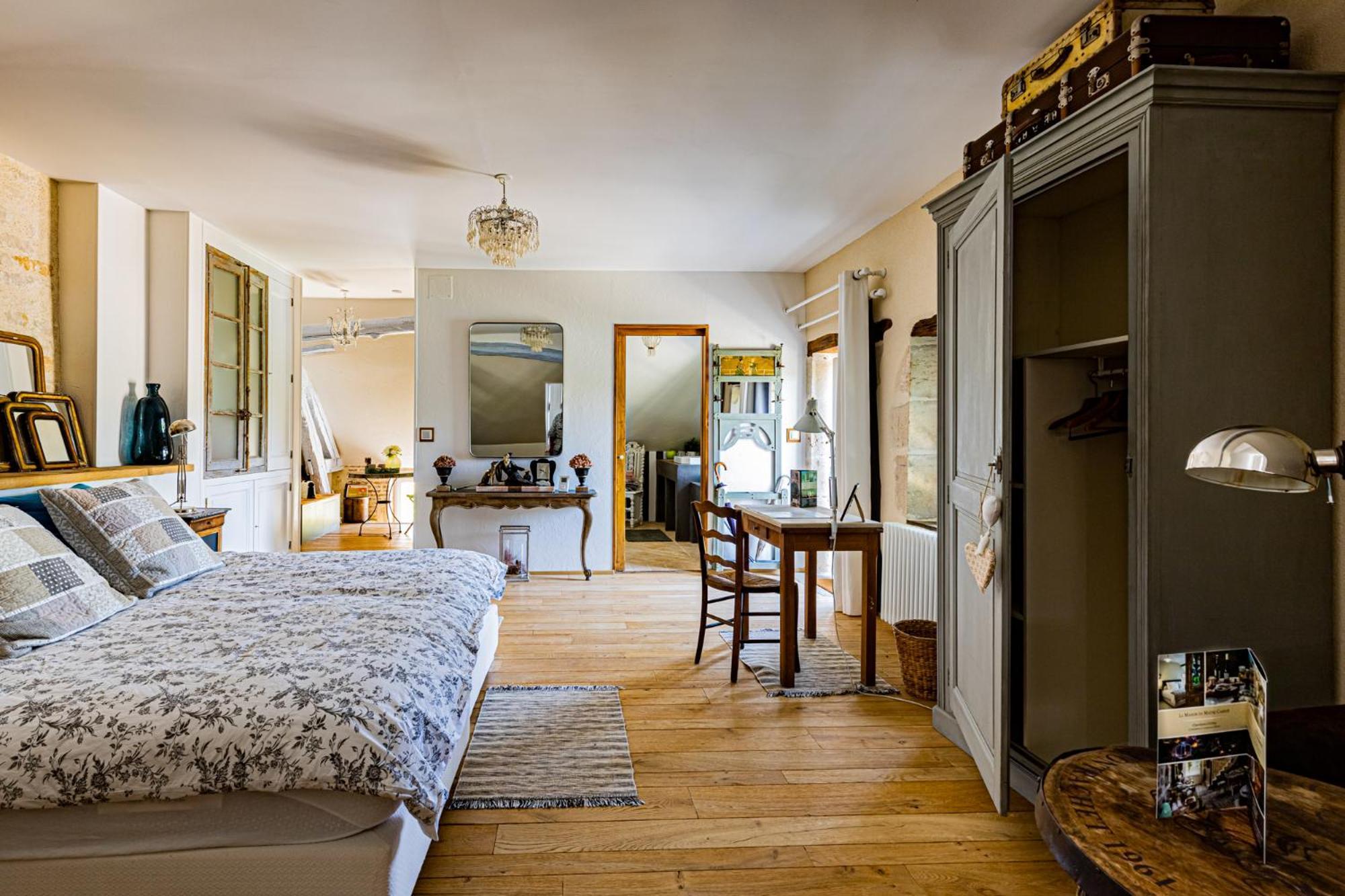 Le Domaine Des Carriers Bed & Breakfast Chevroches Room photo